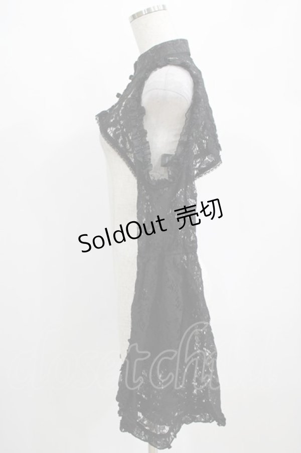 画像2: DARK IN LOVE / Gothic bell sleeves cold shoulder lace cape XXL ブラック H-25-02-12-054-PU-TO-KB-ZH (2)