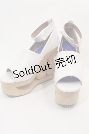 画像: JEFFREY CAMPBELL / スケートヒールストラップ付サンダル 約23CM(内側採寸) 白Ｘブラウン I-24-08-06-125-PU-SH-HD-ZI