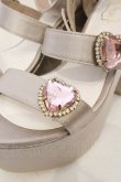 画像2: Rose Marie seoir / Triple Heart Sandal L グレーベージュ（ピンクビジュー） O-23-11-17-093-EL-SH-IG-ZT346 (2)