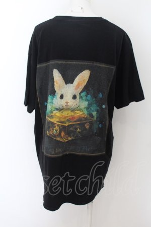 画像: NieR Clothing / うさぎptTシャツ  黒 O-24-07-08-1019-PU-TS-SZ-OS-A