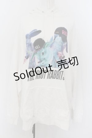 画像: MILKBOY / THE RIOT RABBITS HOODIE  ホワイト O-24-07-16-002-MB-TO-YM-OS