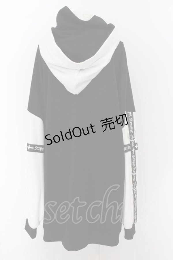 画像4: SEX POT ReVeNGe / BONDAGE SLEEVE HIGH NECK BIG ZIP　パーカー F ブラック×ホワイト O-24-08-13-020-SP-TO-OW-OS (4)