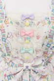 画像2: Angelic Pretty / Happy Garlandジャンパースカート  シロ O-24-08-17-038-AP-OP-OW-OS (2)