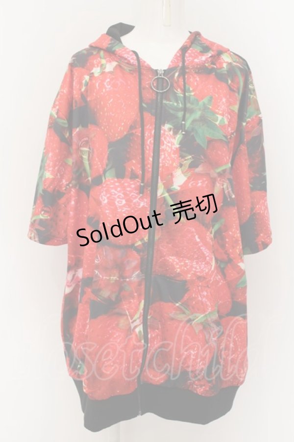 画像1: NieR Clothing / HALF SLEEVE ZIP OUTER【STRAWBERRY】 パーカー  ブラック×レッド O-24-08-28-062-PU-TO-OW-OS (1)