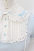 画像2: Angelic Pretty / スクエアヨークカットブラウス  サックス×オフシロ O-24-09-24-094-AP-TO-IG-OS (2)