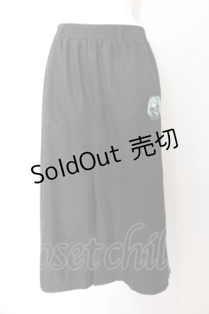 画像: NieR Clothing / 2WAY SIDE ZIP WIDE PANTS【初音ミク×シエル】  ブラック×グリーン O-24-09-29-139-PU-PA-OW-ZT332