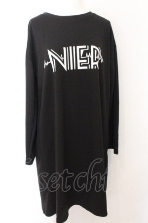 画像: NieR Clothing / 背面レースアップカットソー M ブラック O-24-10-31-034-PU-TO-OW-ZT332