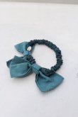 画像2: Jane Marple / Double Ribbons hair tie  グリーン O-25-01-31-2084-JM-AC-OW-OS (2)