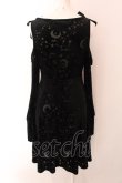 画像4: KILL STAR / Velvet Cosmo Zodiak Sign Cold Shoulder Dress ドレス S ブラック O-25-02-11-057-SL-OP-IG-OS (4)