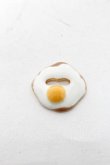 画像1: Q-pot. / Fried Egg Charm   S-25-02-05-005-QP-AC-HR-ZS (1)