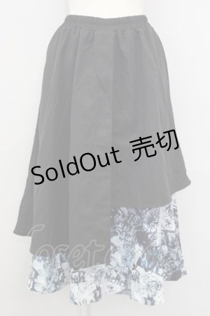 画像: NieR Clothing / 転写ロングスカート  黒ｘグレーｘ青 T-24-08-14-036-PU-SK-AS-ZT229