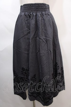 画像: axes femme / フロッキーイエヘムスカート M グレー Y-24-06-11-113-AX-SK-SZ-ZT330