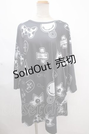 画像: NieR Clothing / OIOIコラボBIGトップス  黒 Y-24-11-18-136-PU-TO-SZ-ZY