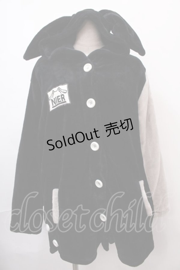 画像1: NieR Clothing / うさ耳付きふわふわ防寒RABBIT PARKA F 黒×グレー Y-24-12-21-086-PU-TO-SZ-ZY (1)