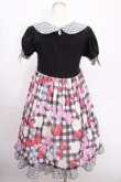 画像2: Angelic Pretty / Sweet Cherry Margaretカットワンピース  黒 Y-24-12-25-056-AP-OP-SZ-ZY (2)